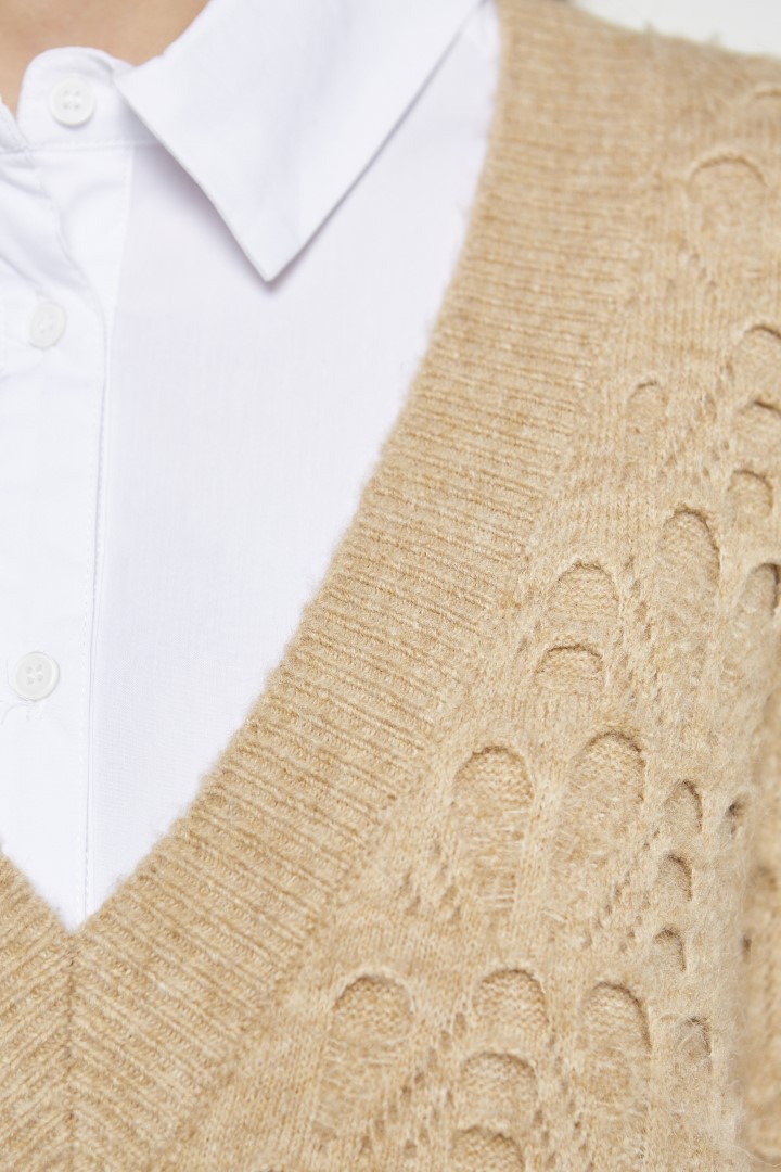 Texture knit vest