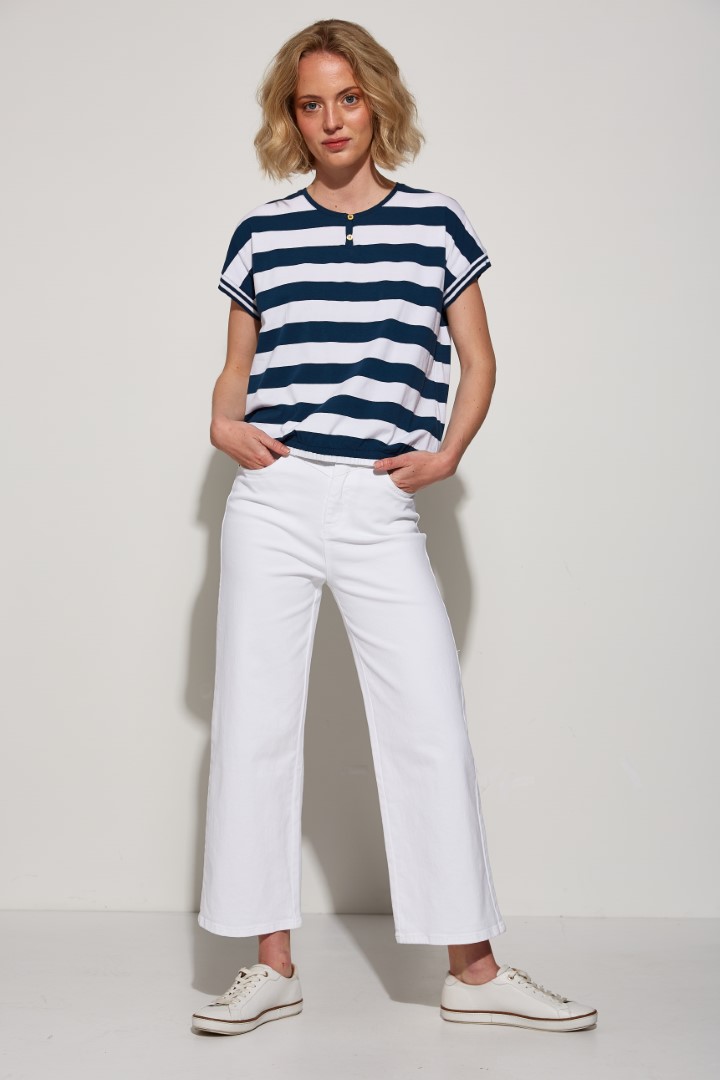 Striped t-shirt with elastic at the bottom