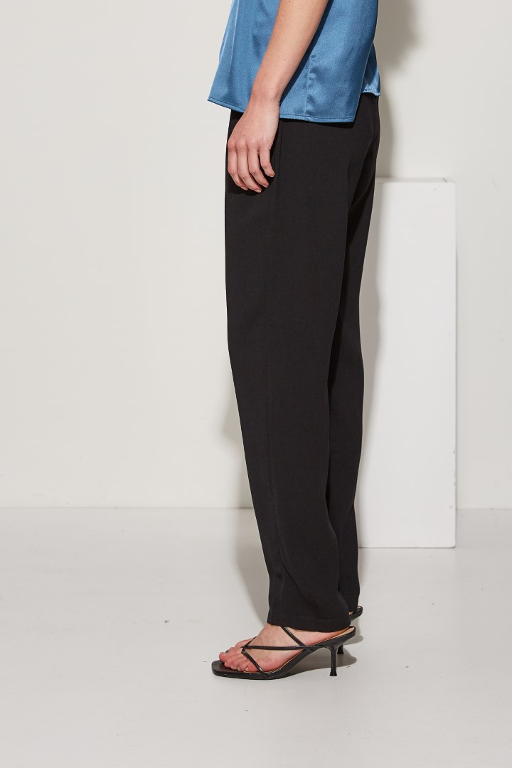 Straight crepe trousers