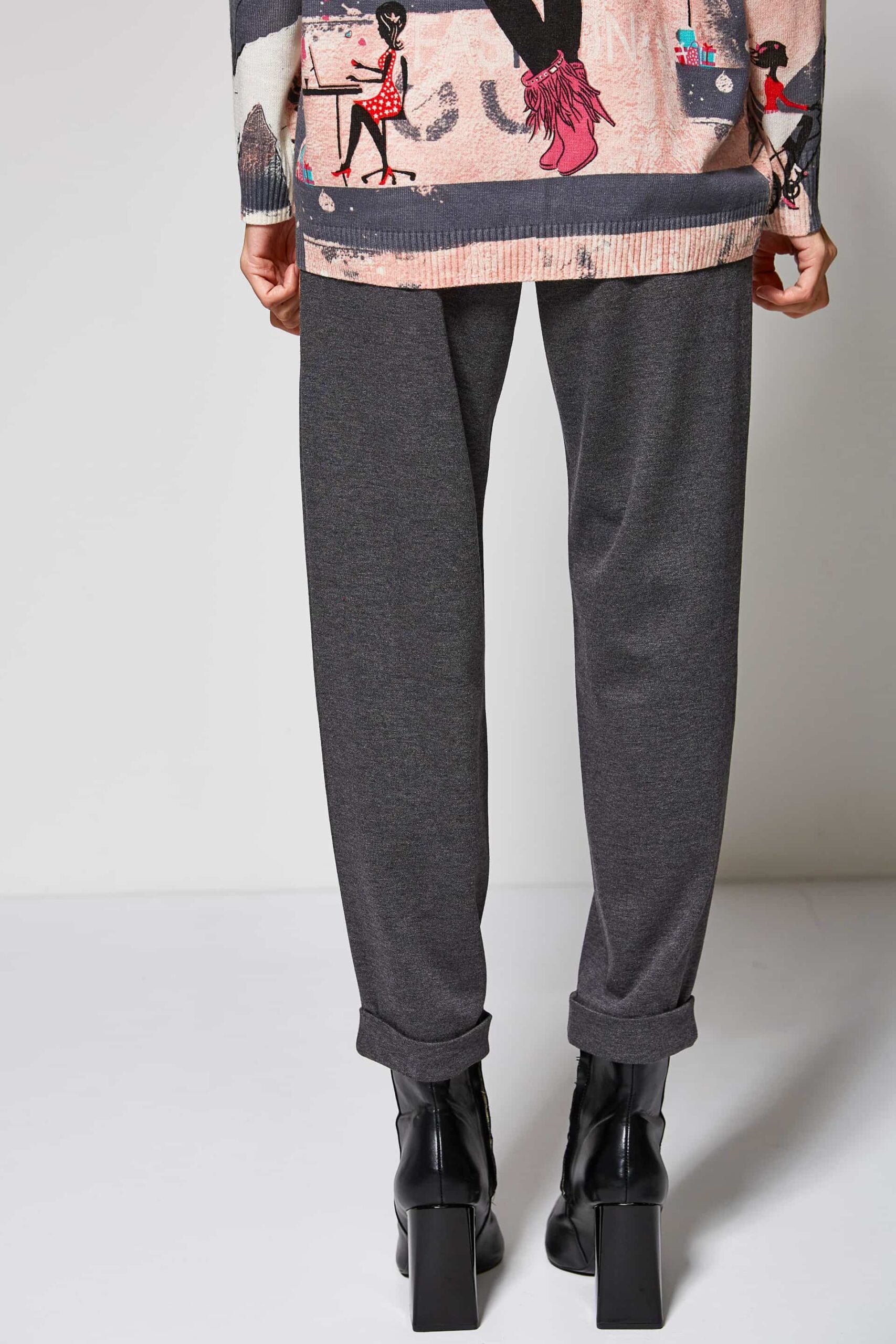 Rolled cuff trousers