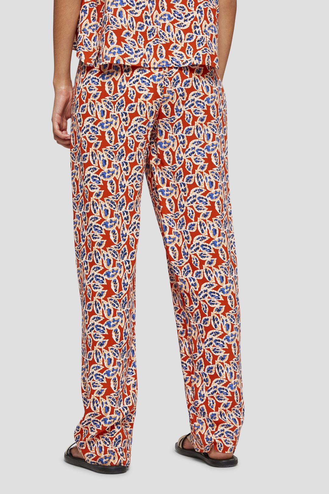 Long printed trousers