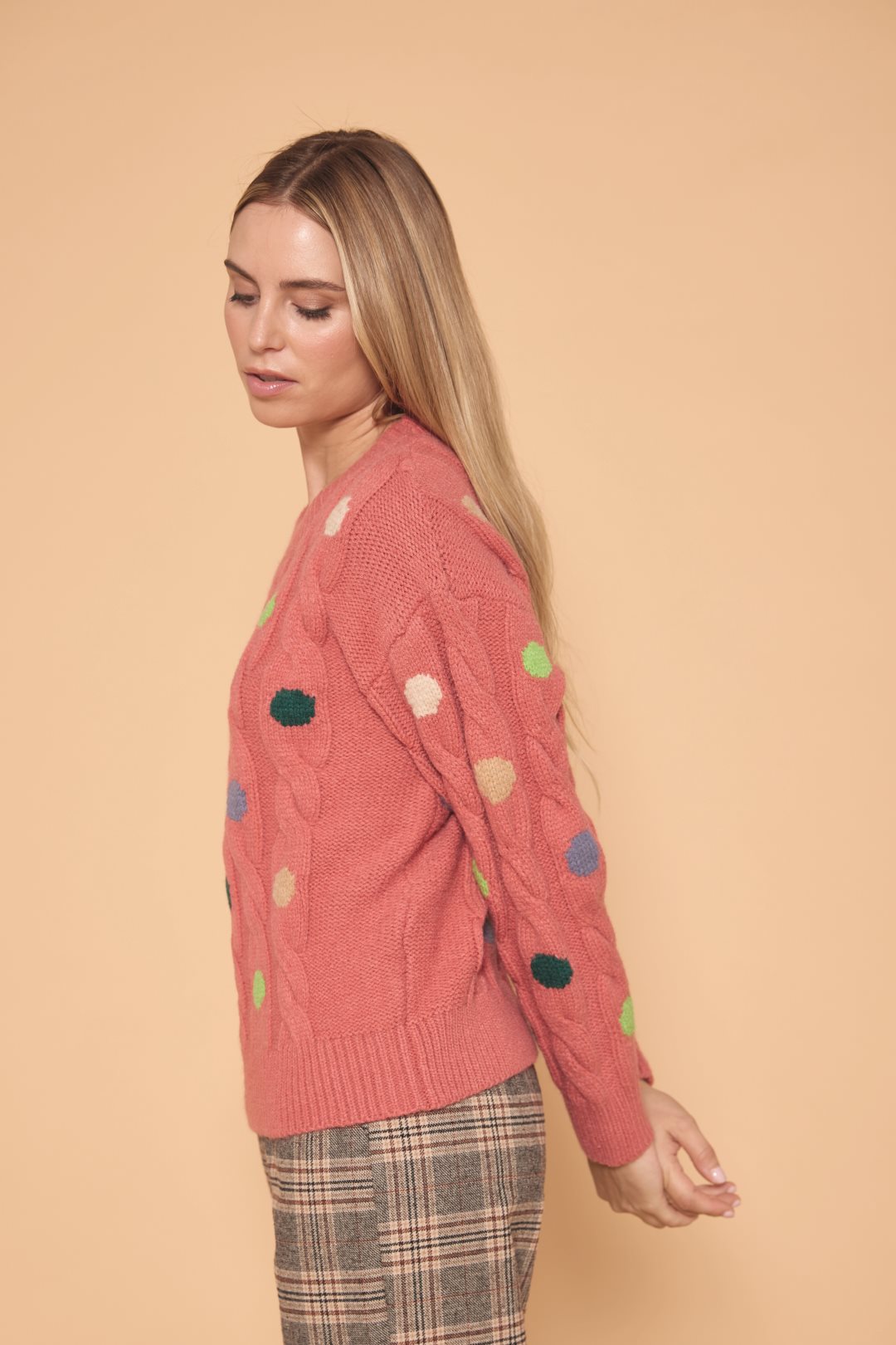 Sweater with polka dot